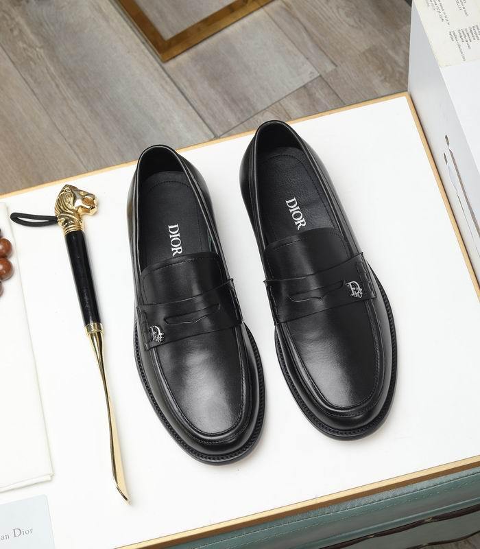 DIOR Men's Shoes 516